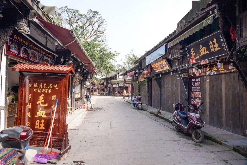 探秘吉鹿力问答社区,解锁金牛座是一个理想主义者星座吗?他们会特别看重爱情吗?的新世界